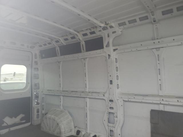 3C6TRVDG3KE563374 - 2019 RAM PROMASTER 2500 HIGH WHITE photo 10