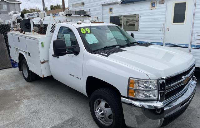 1GBJC74K59E131235 - 2009 CHEVROLET SILVERADO C3500 WHITE photo 1