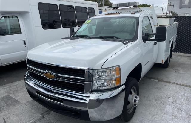 1GBJC74K59E131235 - 2009 CHEVROLET SILVERADO C3500 WHITE photo 2