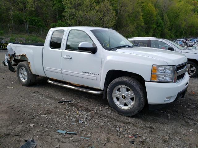 1GCEK39J19Z174374 - 2009 CHEVROLET SILVERADO K1500 LTZ WHITE photo 4