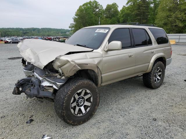 2001 TOYOTA 4RUNNER SR5, 