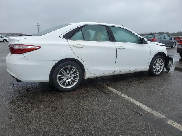 4T4BF1FK3FR480477 - 2015 TOYOTA CAMRY LE თეთრი ფოტო 3
