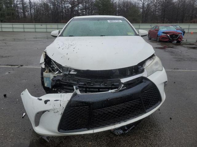 4T4BF1FK3FR480477 - 2015 TOYOTA CAMRY LE თეთრი ფოტო 5