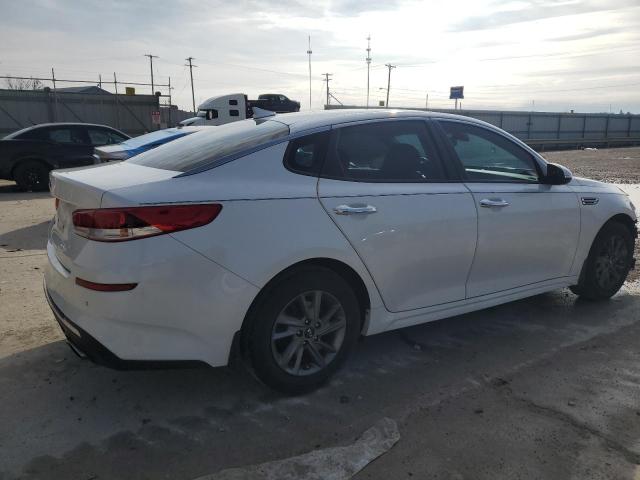 5XXGT4L39KG350621 - 2019 KIA OPTIMA LX WHITE photo 3