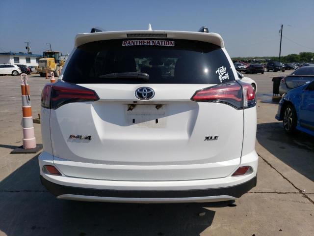 2T3WFREV2JW467192 - 2018 TOYOTA RAV4 ADVENTURE WHITE photo 6