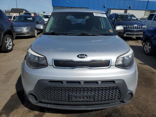 KNDJN2A26G7831375 - 2016 KIA SOUL SILVER photo 5