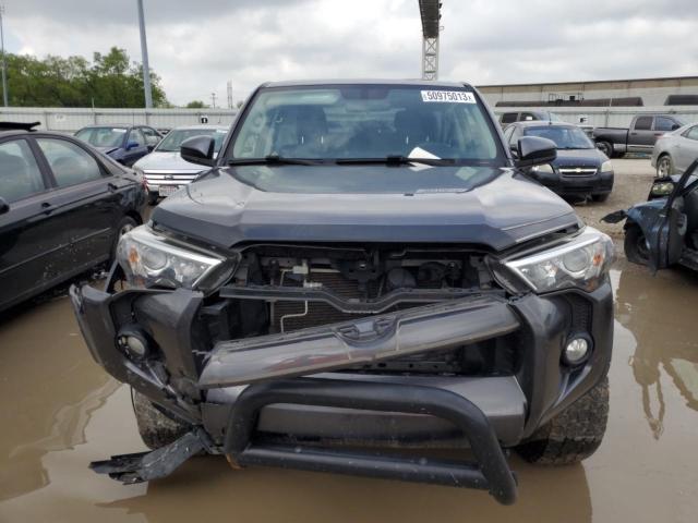 JTEBU5JR6J5491083 - 2018 TOYOTA 4RUNNER SR5/SR5 PREMIUM 灰色 照片 5