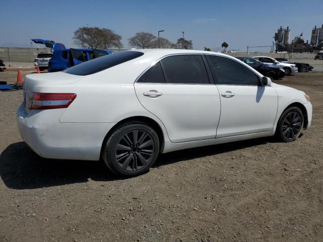 4T4BF3EK6BR130140 - 2011 TOYOTA CAMRY BASE WHITE photo 3