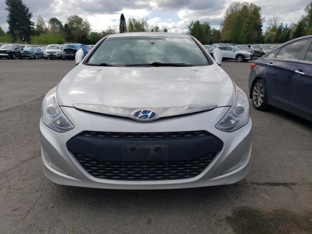 KMHEC4A47DA065820 - 2013 HYUNDAI SONATA HYBRID SILVER photo 5