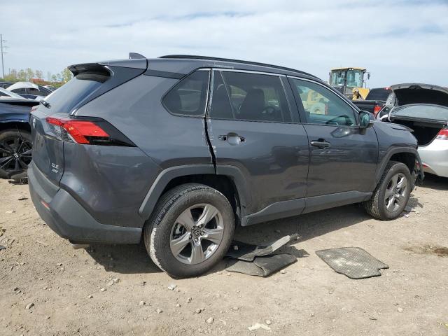 2T3P1RFV0NC282602 - 2022 TOYOTA RAV4 XLE GRAY photo 3