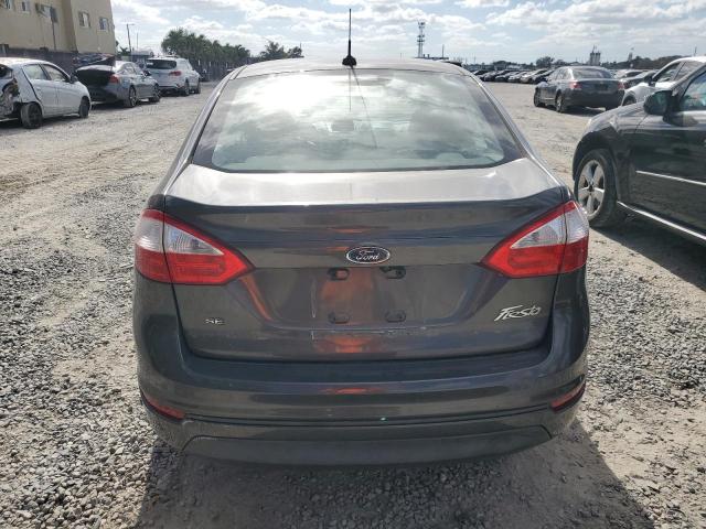 3FADP4BJ3JM115044 - 2018 FORD FIESTA SE GRAY photo 6