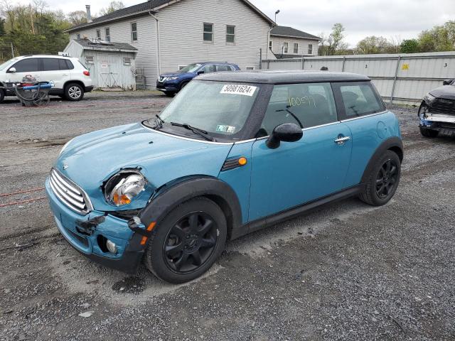 2010 MINI COOPER, 