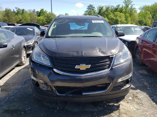 1GNKRFKD6HJ312662 - 2017 CHEVROLET TRAVERSE LS GRAY photo 5