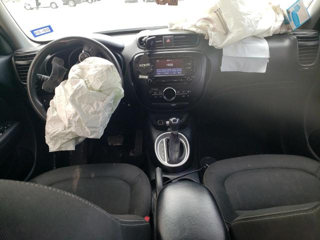 KNDJP3A52H7419076 - 2017 KIA SOUL + BLUE photo 8