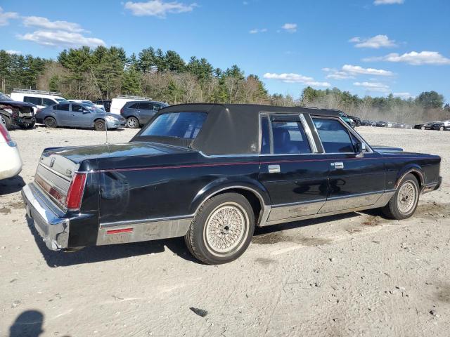 1LNBM82F5KY653985 - 1989 LINCOLN TOWN CAR SIGNATURE BLACK photo 3