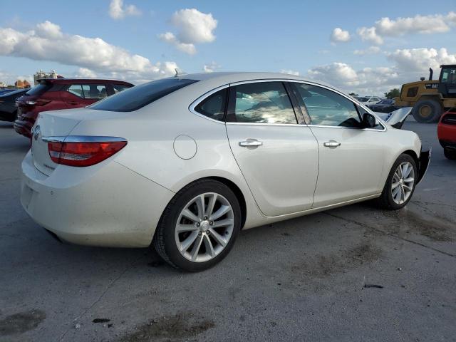 1G4PS5SK9D4176320 - 2013 BUICK VERANO WHITE photo 3