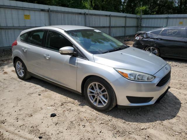 1FADP3K27HL216733 - 2017 FORD FOCUS SE SILVER photo 4