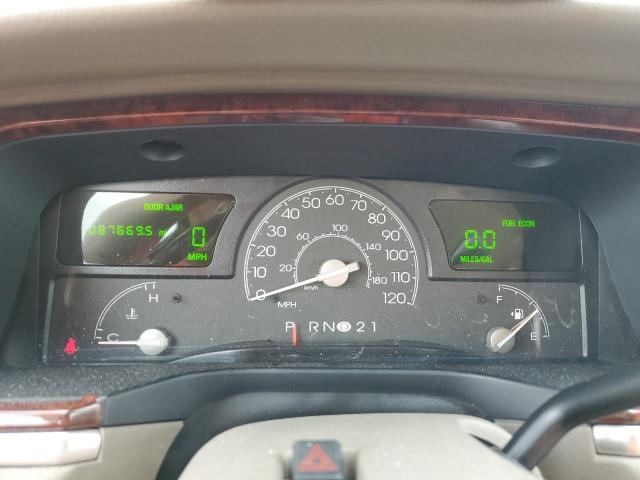 1LNHM81W84Y601667 - 2004 LINCOLN TOWN CAR EXECUTIVE BEIGE photo 9