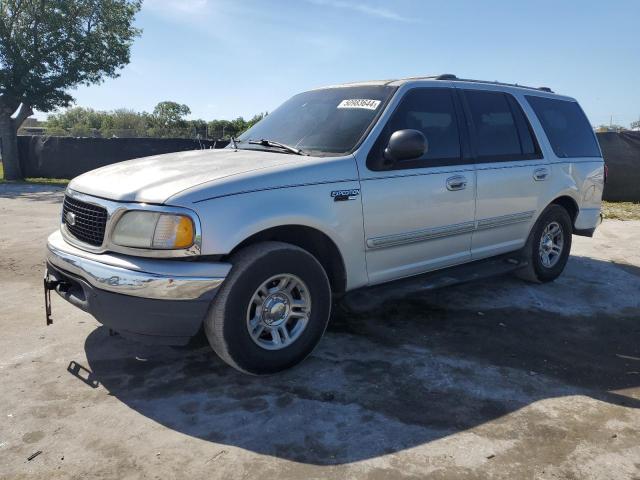 1FMRU15L81LA46885 - 2001 FORD EXPEDITION XLT SILVER photo 1