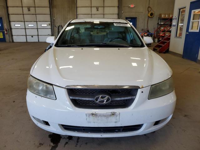 5NPEU46F67H167716 - 2007 HYUNDAI SONATA SE WHITE photo 5