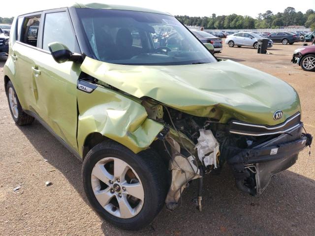 KNDJN2A26K7914457 - 2019 KIA SOUL GREEN photo 4