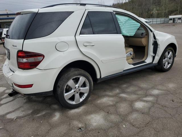 4JGBB8GB9BA739045 - 2011 MERCEDES-BENZ ML 350 4MATIC WHITE photo 3