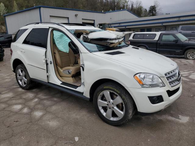 4JGBB8GB9BA739045 - 2011 MERCEDES-BENZ ML 350 4MATIC WHITE photo 4