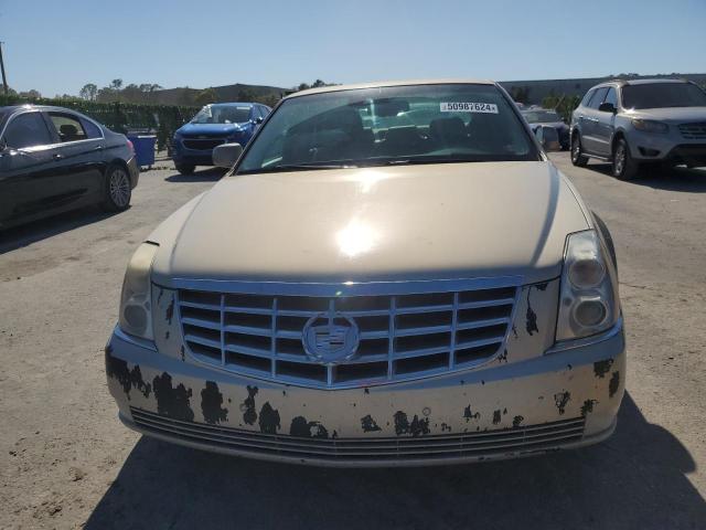 1G6KD57Y78U188111 - 2008 CADILLAC DTS BEIGE photo 5