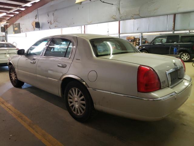 1LNHM83W74Y674008 - 2004 LINCOLN TOWN CAR ULTIMATE BEIGE photo 2