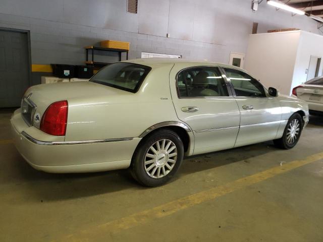 1LNHM83W74Y674008 - 2004 LINCOLN TOWN CAR ULTIMATE BEIGE photo 3