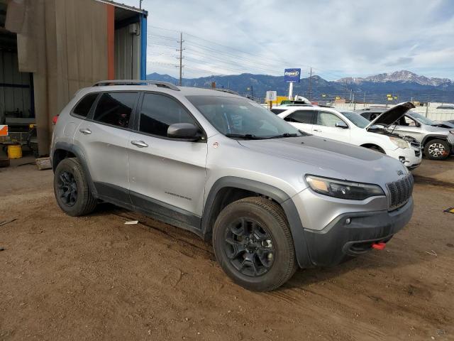 1C4PJMBX9MD211029 - 2021 JEEP CHEROKEE TRAILHAWK SILVER photo 4