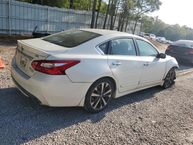 1N4AL3AP2GC272816 - 2016 NISSAN ALTIMA 2.5 WHITE photo 3