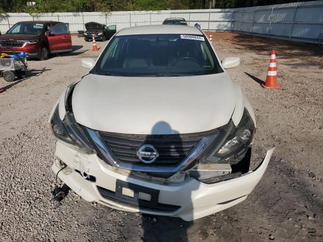 1N4AL3AP2GC272816 - 2016 NISSAN ALTIMA 2.5 WHITE photo 5