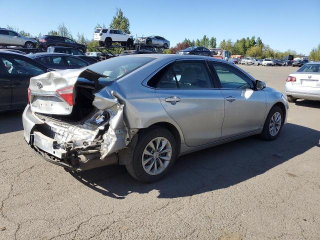 4T1BF1FK3HU428442 - 2017 TOYOTA CAMRY LE SILVER photo 3