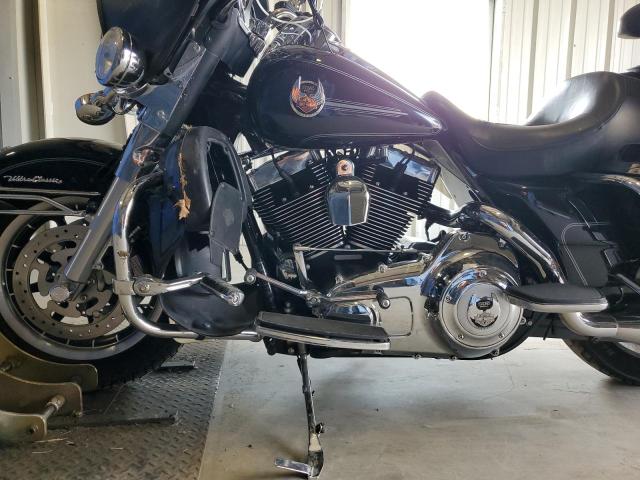 1HD1FC4158Y661090 - 2008 HARLEY-DAVIDSON FLHTCUI 黑色 照片 10