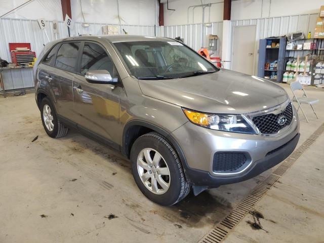 5XYKT3A10DG394155 - 2013 KIA SORENTO LX GRAY photo 4