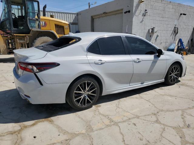 4T1T11BK8PU095940 - 2023 TOYOTA CAMRY SE NIGHT SHADE SILVER photo 3