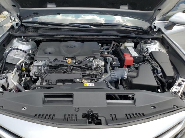 4T1G11AK8RU885910 - 2024 TOYOTA CAMRY SE NIGHT SHADE SILVER photo 11