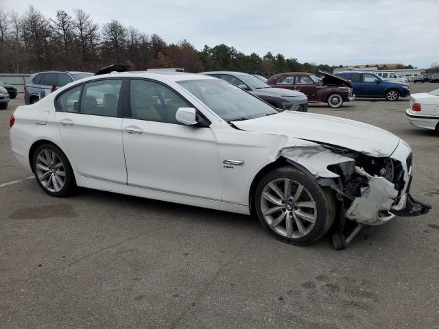 WBAFU7C58BC778172 - 2011 BMW 535 XI WHITE photo 4