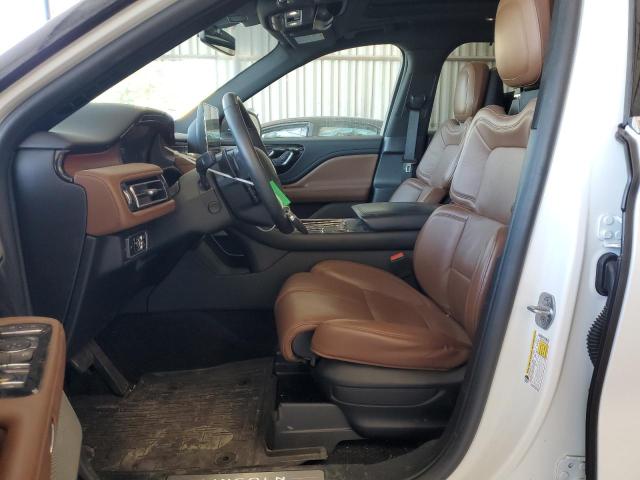 5LM5J7XCXLGL22239 - 2020 LINCOLN AVIATOR RESERVE WHITE photo 7