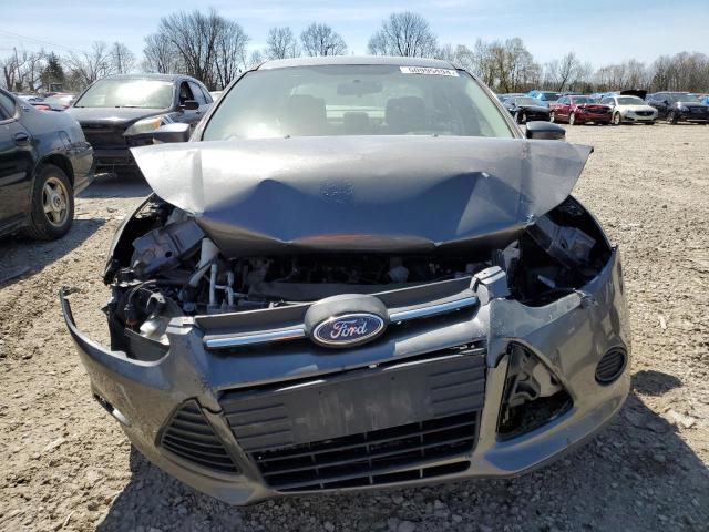 1FADP3F27DL353868 - 2013 FORD FOCUS SE GRAY photo 5