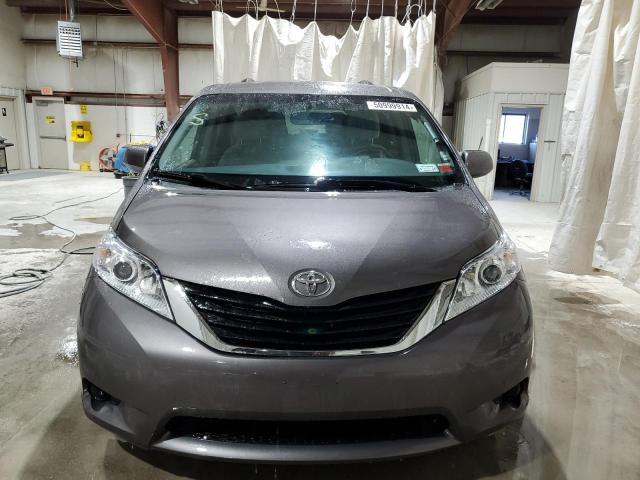 5TDKK3DC7FS649227 - 2015 TOYOTA SIENNA LE GRAY photo 5