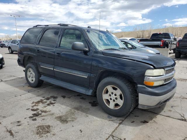 1GNEK13T25J205422 - 2005 CHEVROLET TAHOE K1500 BLACK photo 4