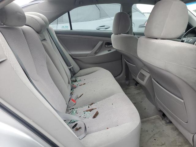 4T1BF3EK5BU604783 - 2011 TOYOTA CAMRY BASE Серебристый фото 10