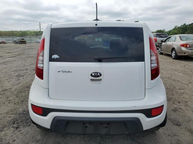 KNDJT2A50D7768690 - 2013 KIA SOUL WHITE photo 6