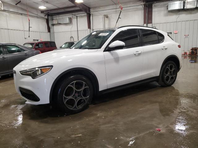 ZASFAKPN6J7B89242 - 2018 ALFA ROMEO STELVIO SPORT თეთრი ფოტო 1