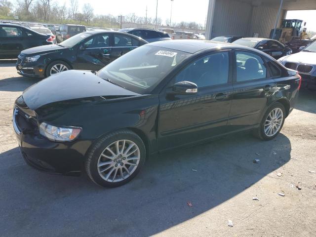 2010 VOLVO S40 2.4I, 