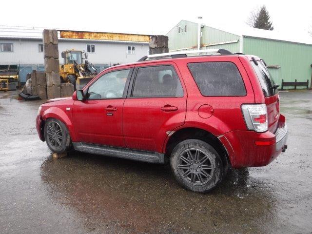 4M2CU97168KJ50855 - 2008 FORD OTHER PREMIER RED photo 3