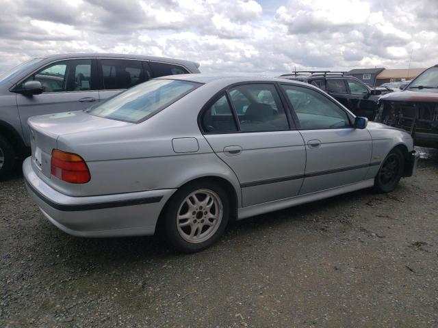 WBADD6325WGT95067 - 1998 BMW 528 I AUTOMATIC SILVER photo 3