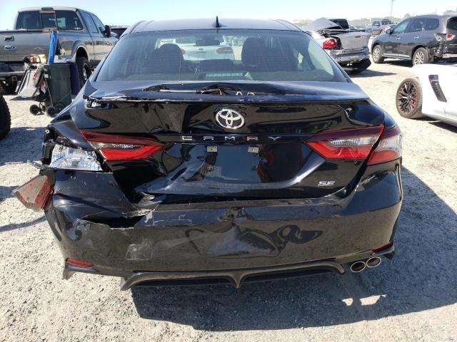 4T1G11AK7PU750902 - 2023 TOYOTA CAMRY SE NIGHT SHADE BLACK photo 6